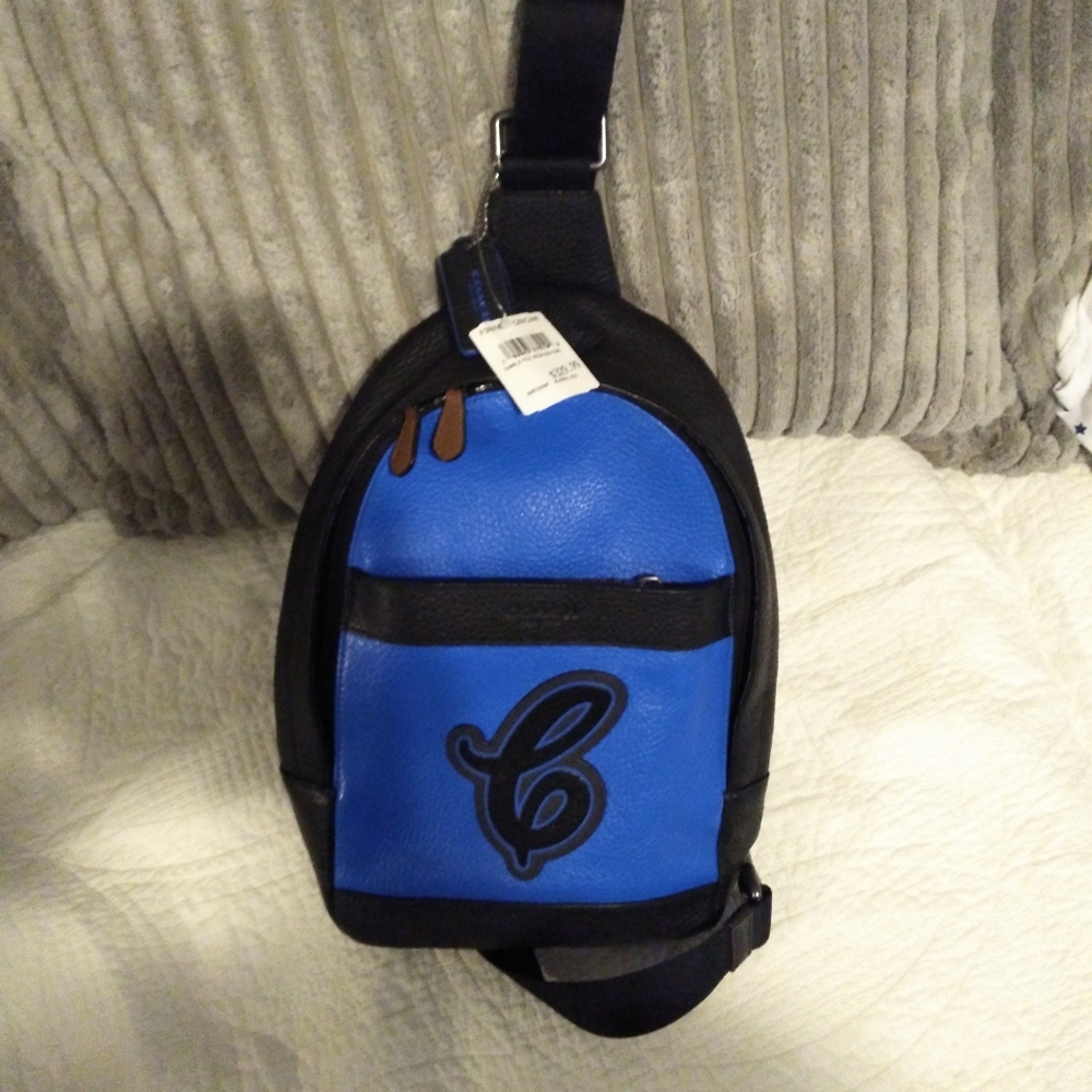Coach Charles pack neon-QB/026